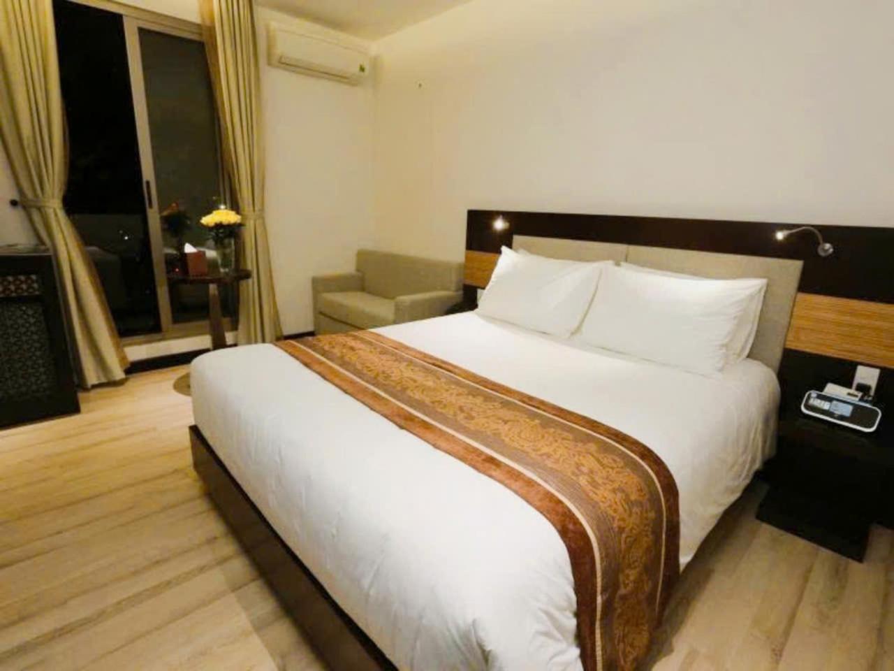 Dana Pearl Danang Hotel Exterior photo